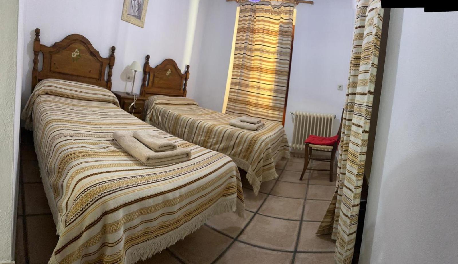 Apartamentos Y Casas Rurales Las Terrazas De La Alpujarra Bubion Exterior photo